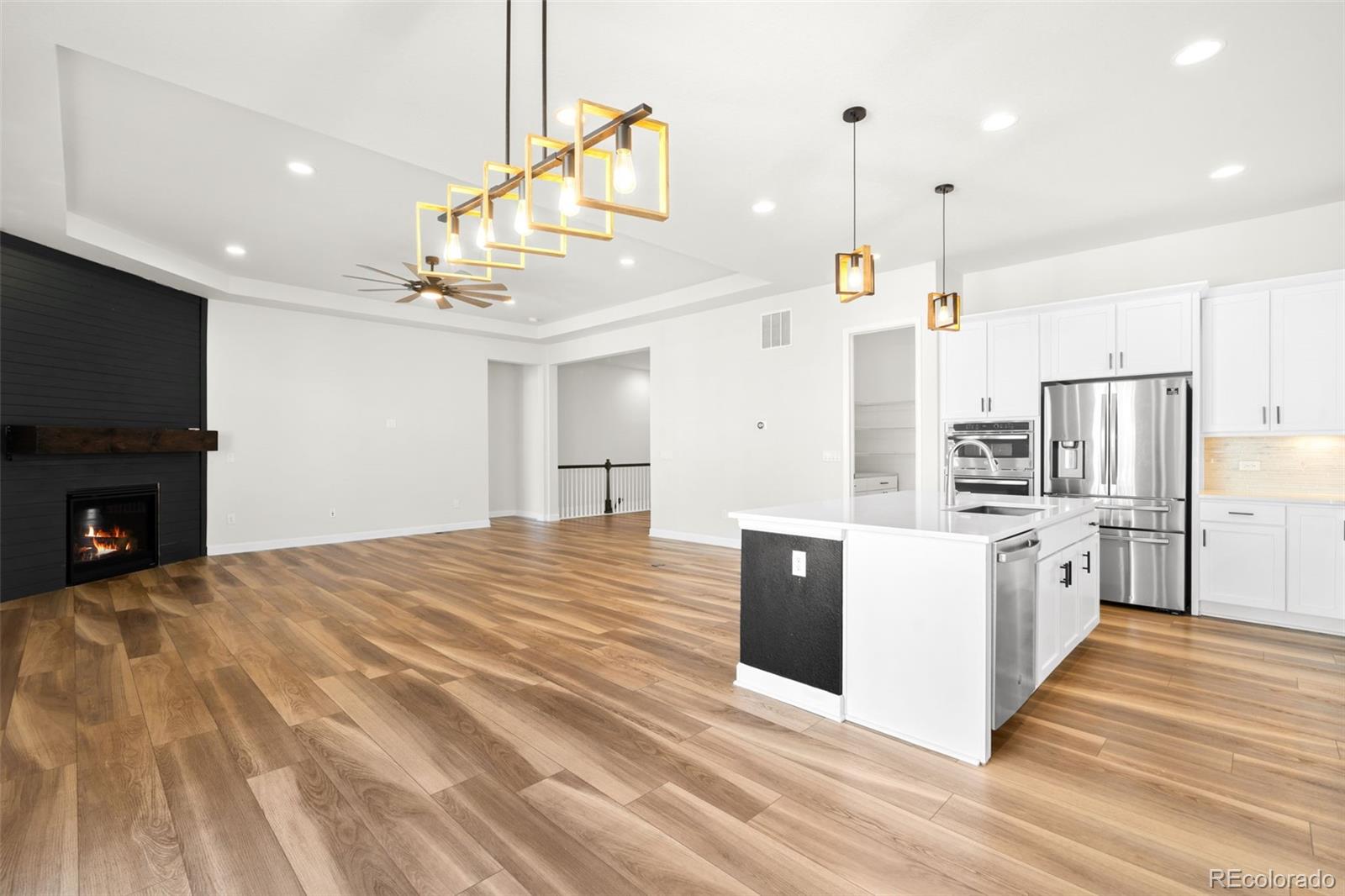 MLS Image #7 for 892  sundown way,erie, Colorado