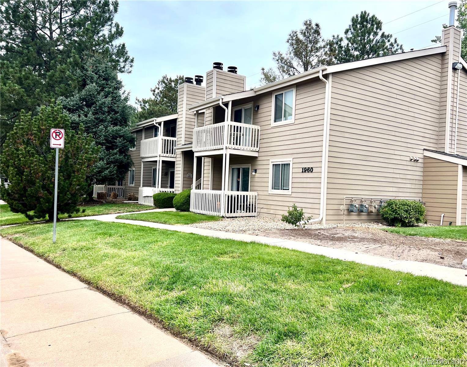MLS Image #2 for 1960 s xanadu way,aurora, Colorado