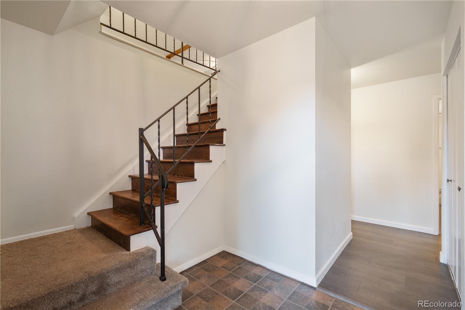 MLS Image #2 for 4943  scranton street,denver, Colorado