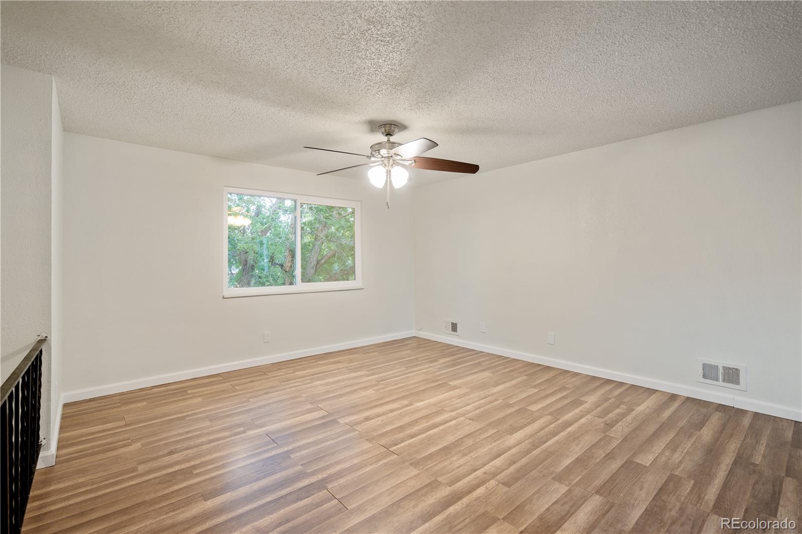 MLS Image #3 for 4943  scranton street,denver, Colorado