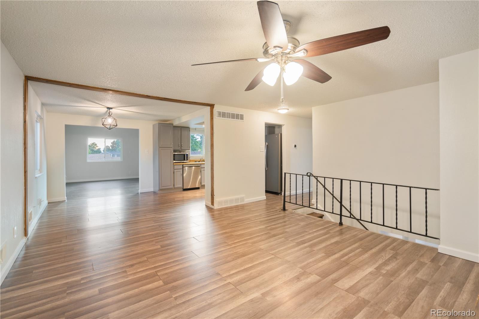 MLS Image #4 for 4943  scranton street,denver, Colorado