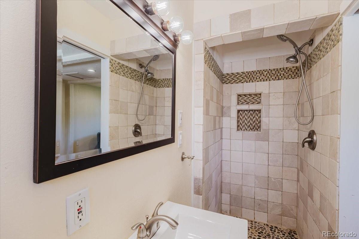 MLS Image #16 for 660  poppy way,broomfield, Colorado
