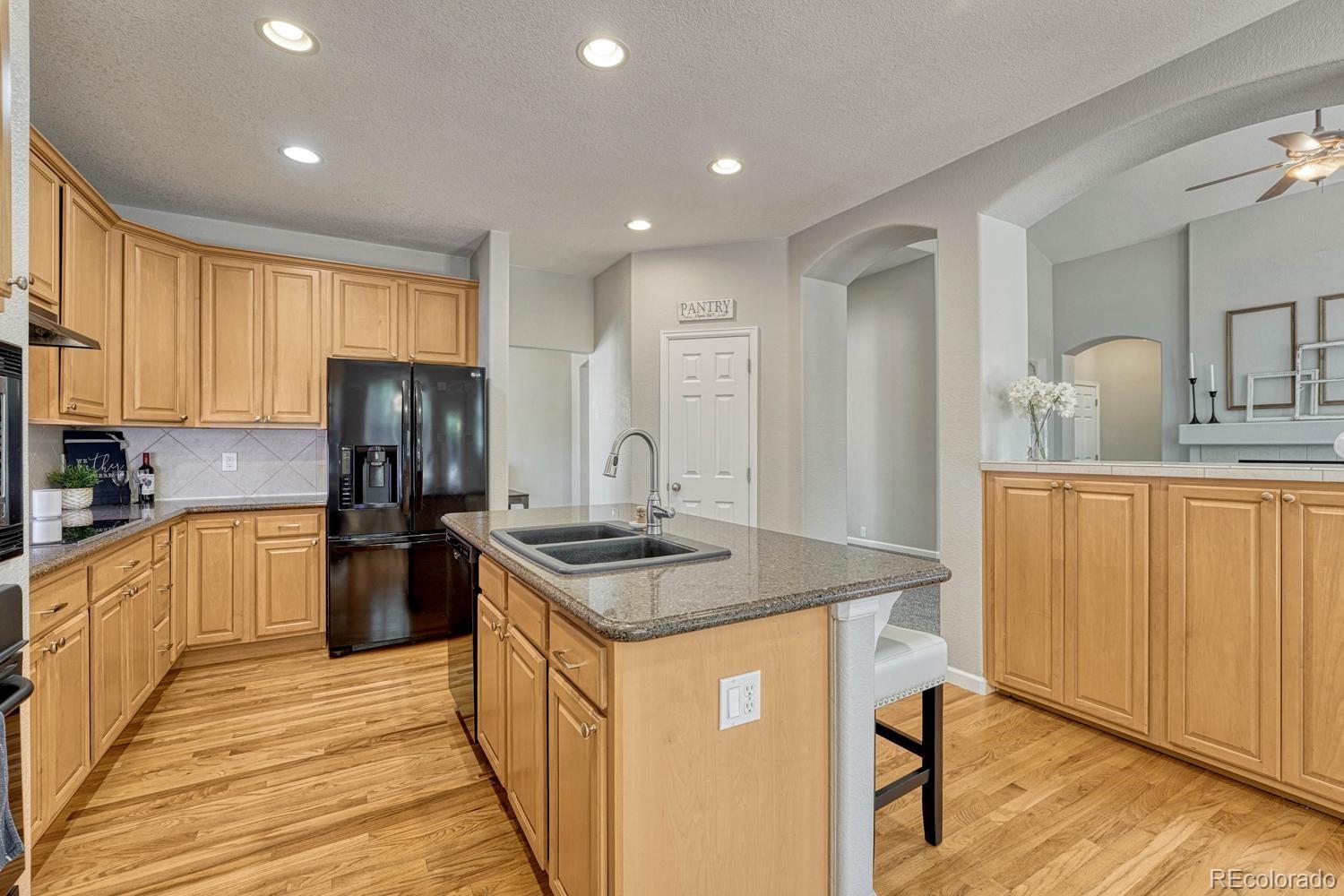 MLS Image #9 for 1422  colebrook court,castle rock, Colorado