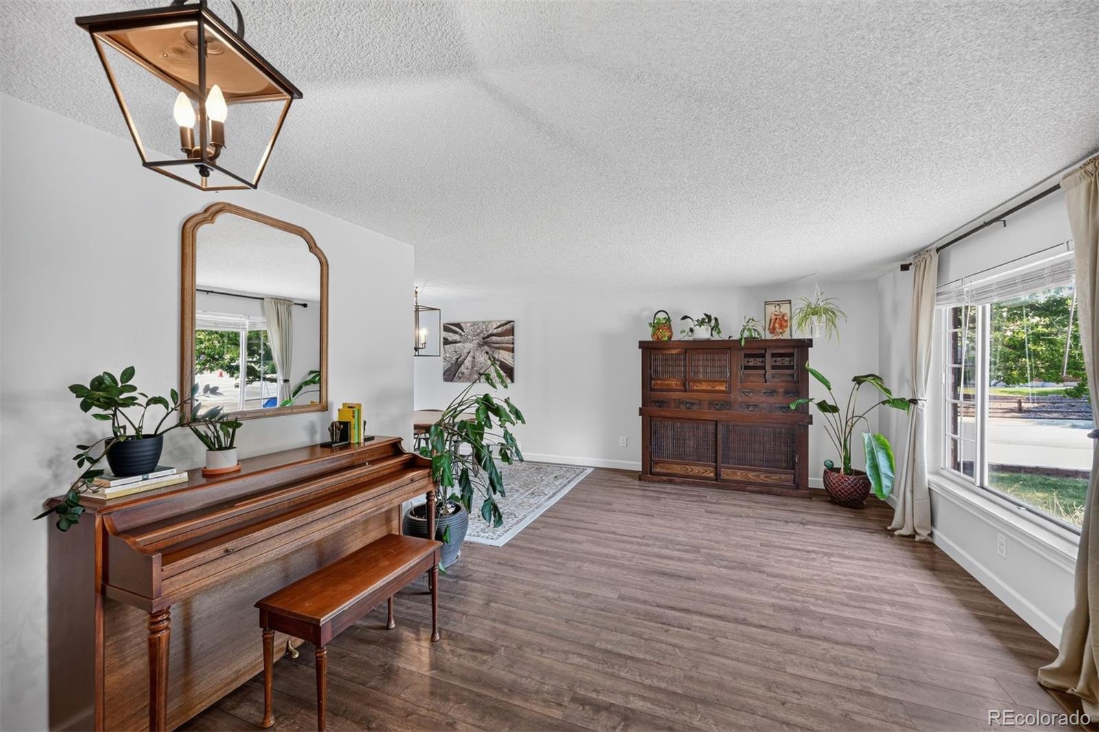 MLS Image #2 for 4052 s argonne way,aurora, Colorado