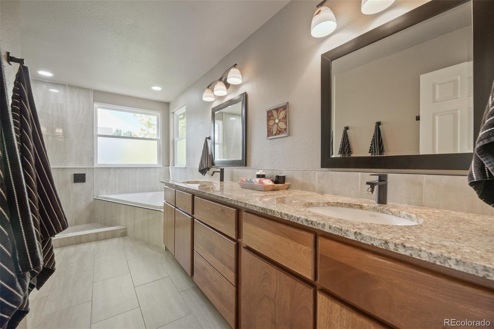 MLS Image #21 for 7330 e bayaud avenue,denver, Colorado