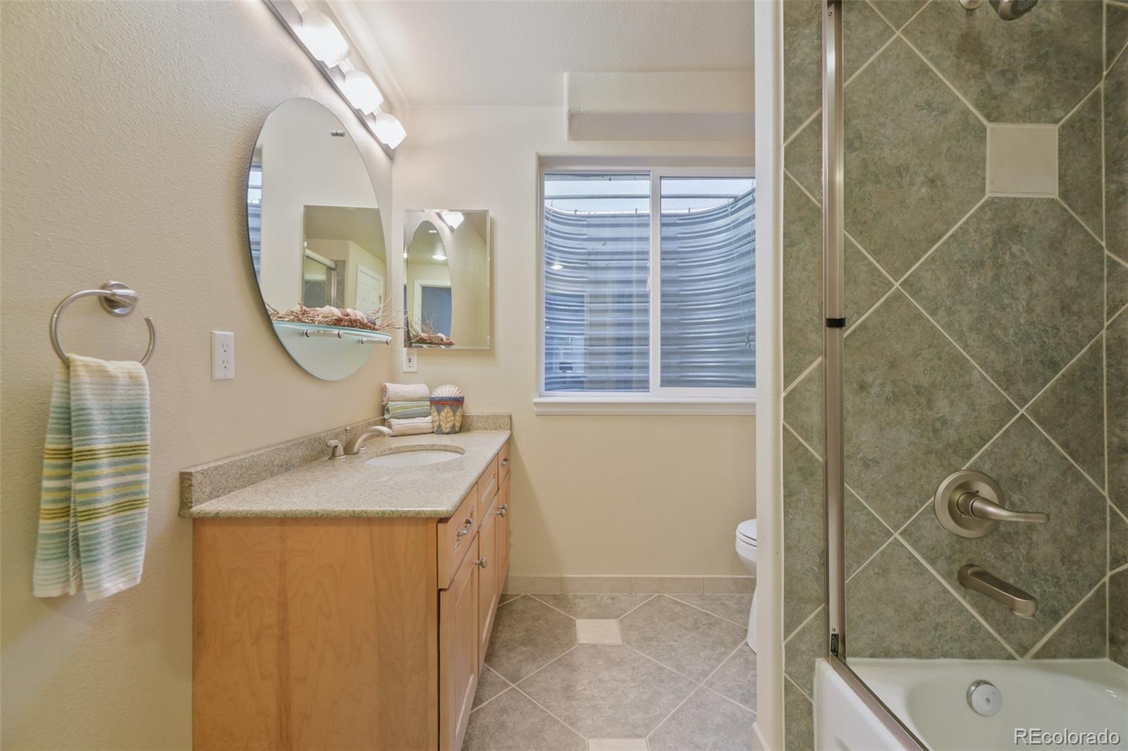 MLS Image #27 for 7330 e bayaud avenue,denver, Colorado