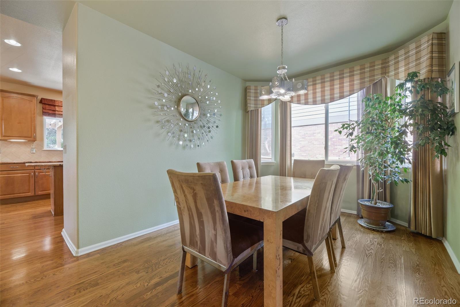 MLS Image #7 for 7330 e bayaud avenue,denver, Colorado