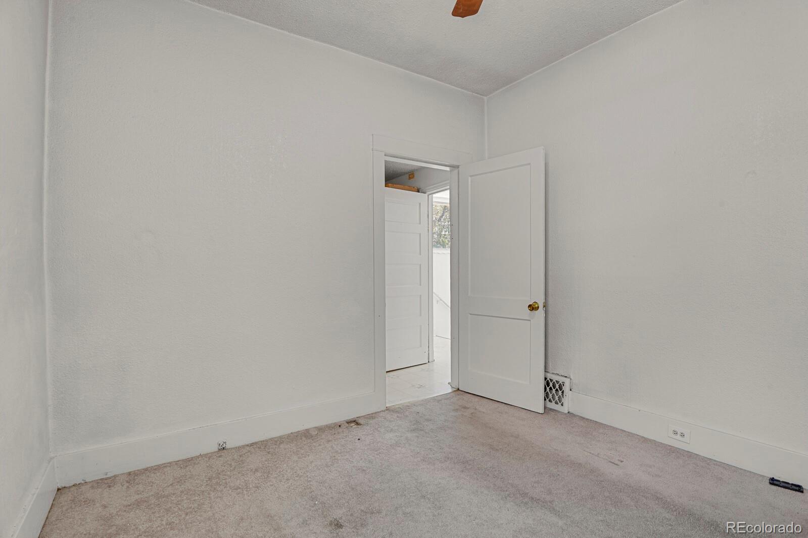 MLS Image #16 for 3454 n york street,denver, Colorado