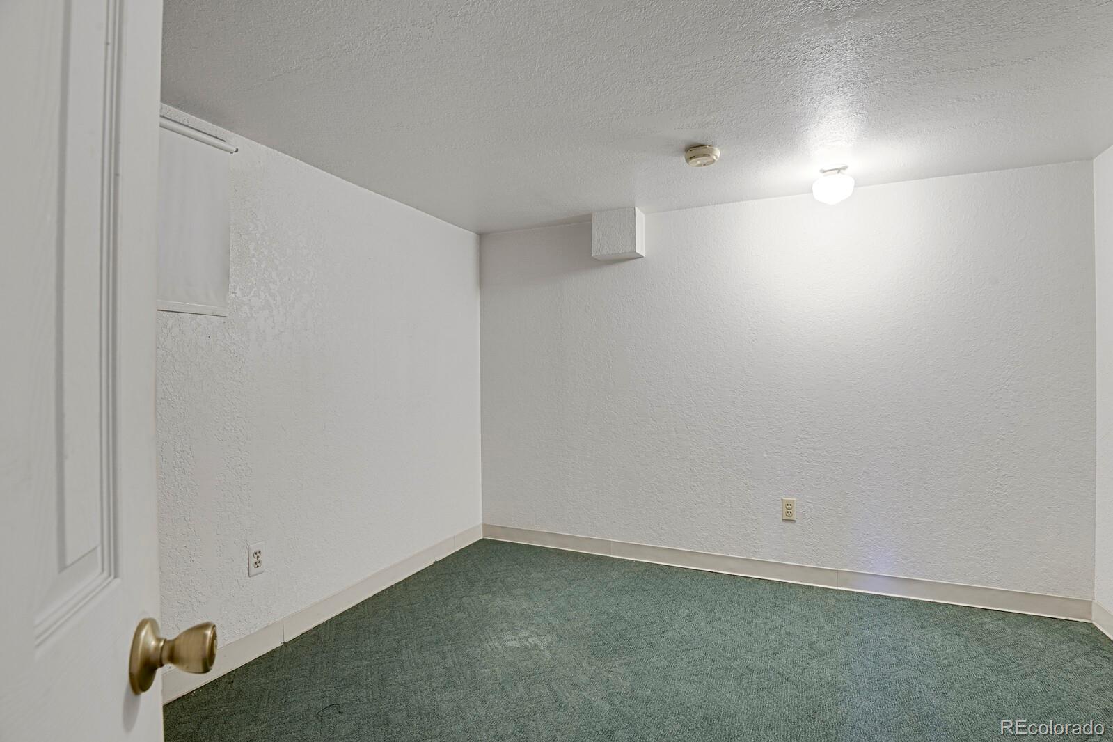 MLS Image #22 for 3454 n york street,denver, Colorado