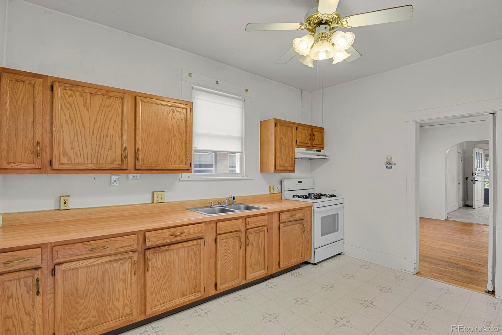 MLS Image #8 for 3454 n york street,denver, Colorado