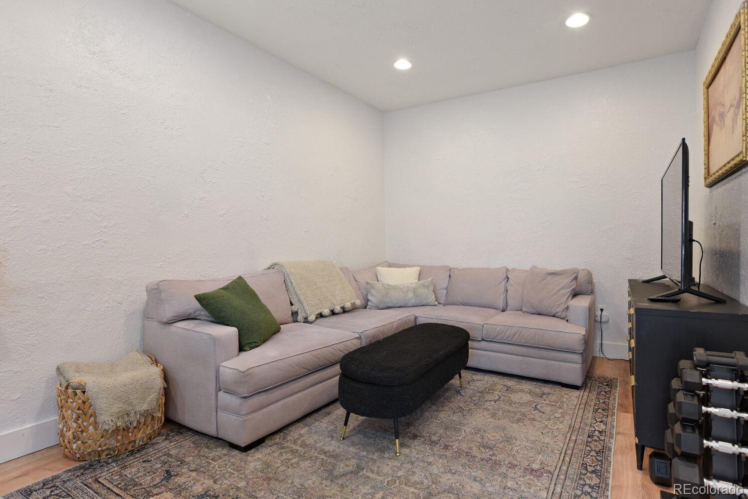 MLS Image #8 for 2808  california street,denver, Colorado