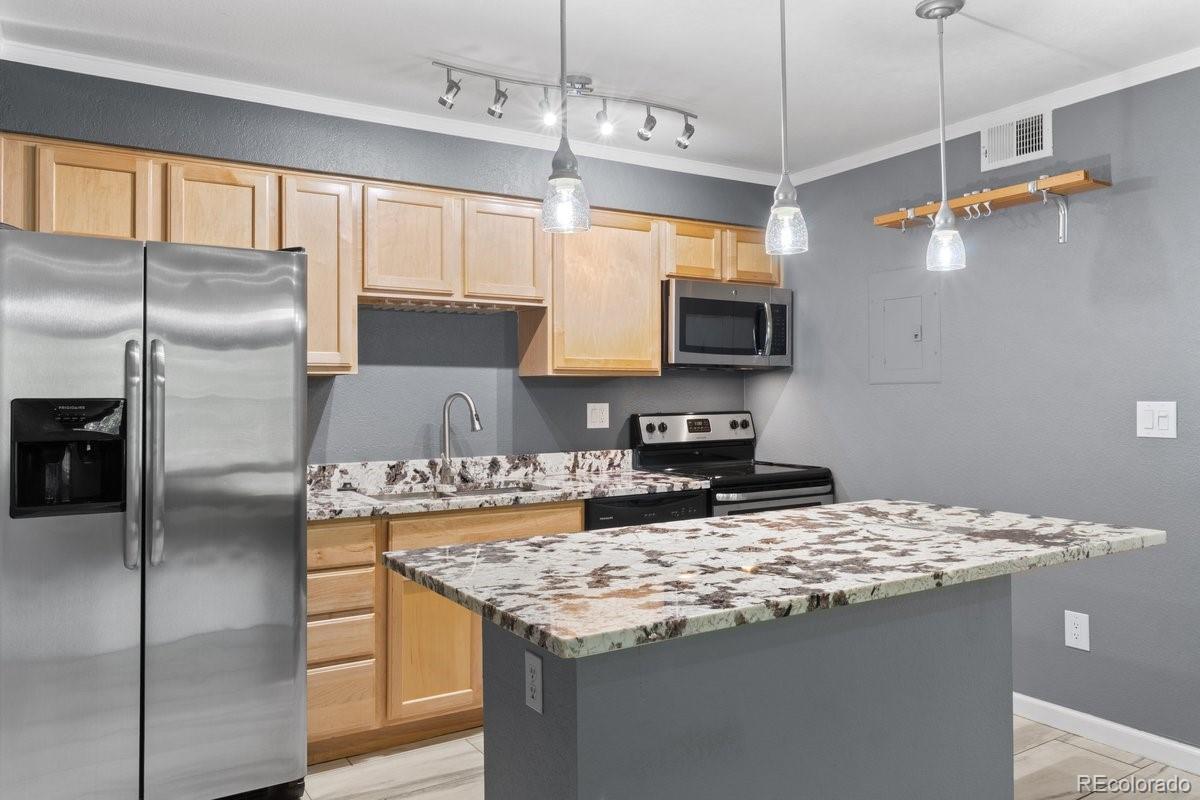 MLS Image #10 for 9130 e arbor circle k,englewood, Colorado