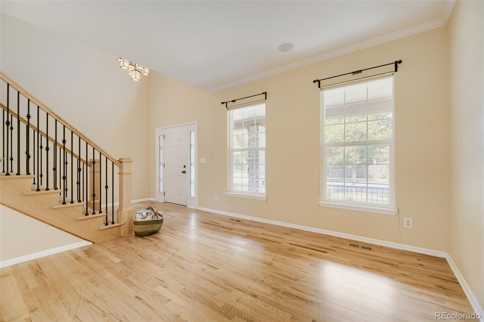 MLS Image #4 for 217 s syracuse street,denver, Colorado