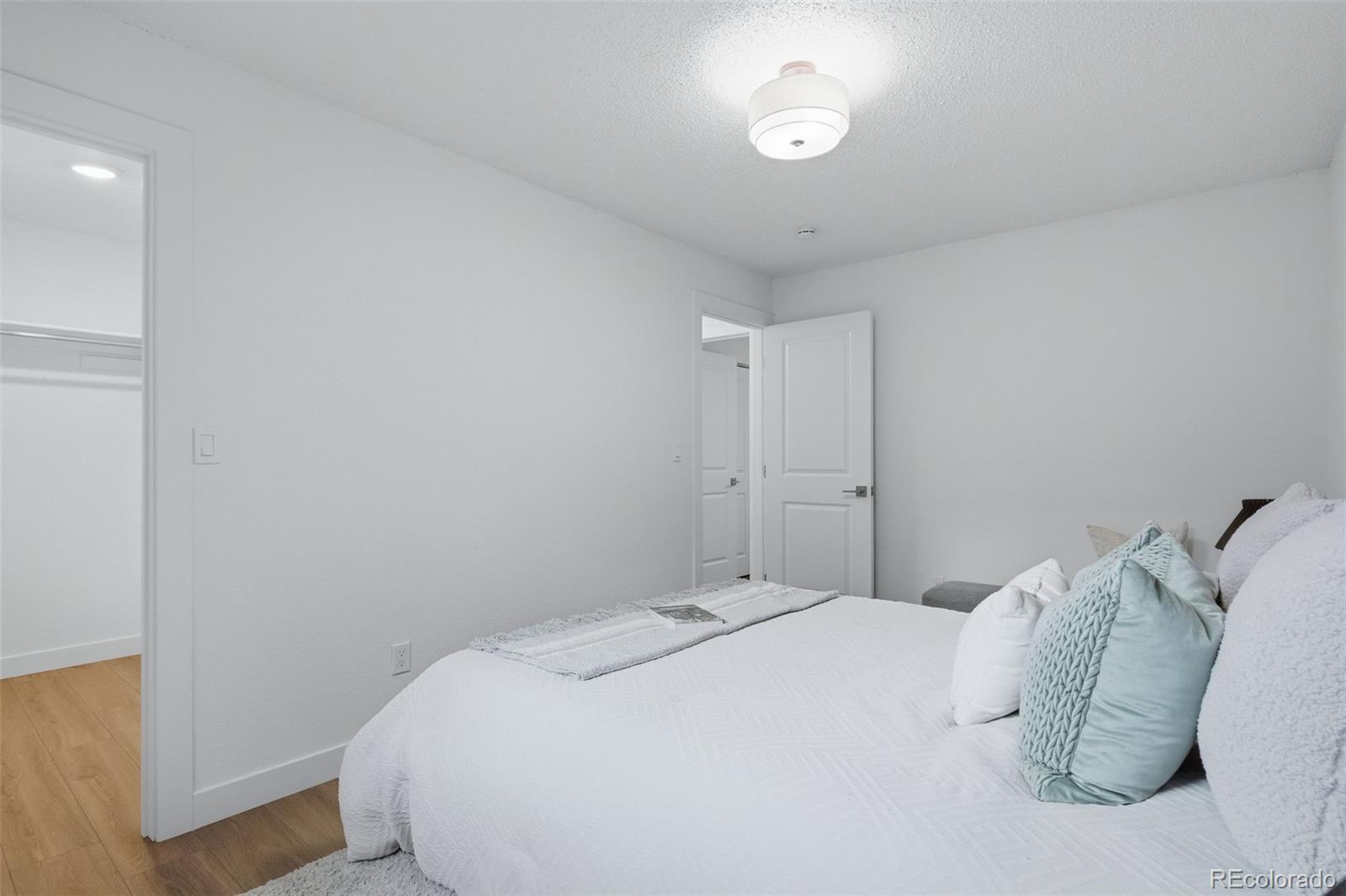 MLS Image #12 for 6499 s everett way,littleton, Colorado