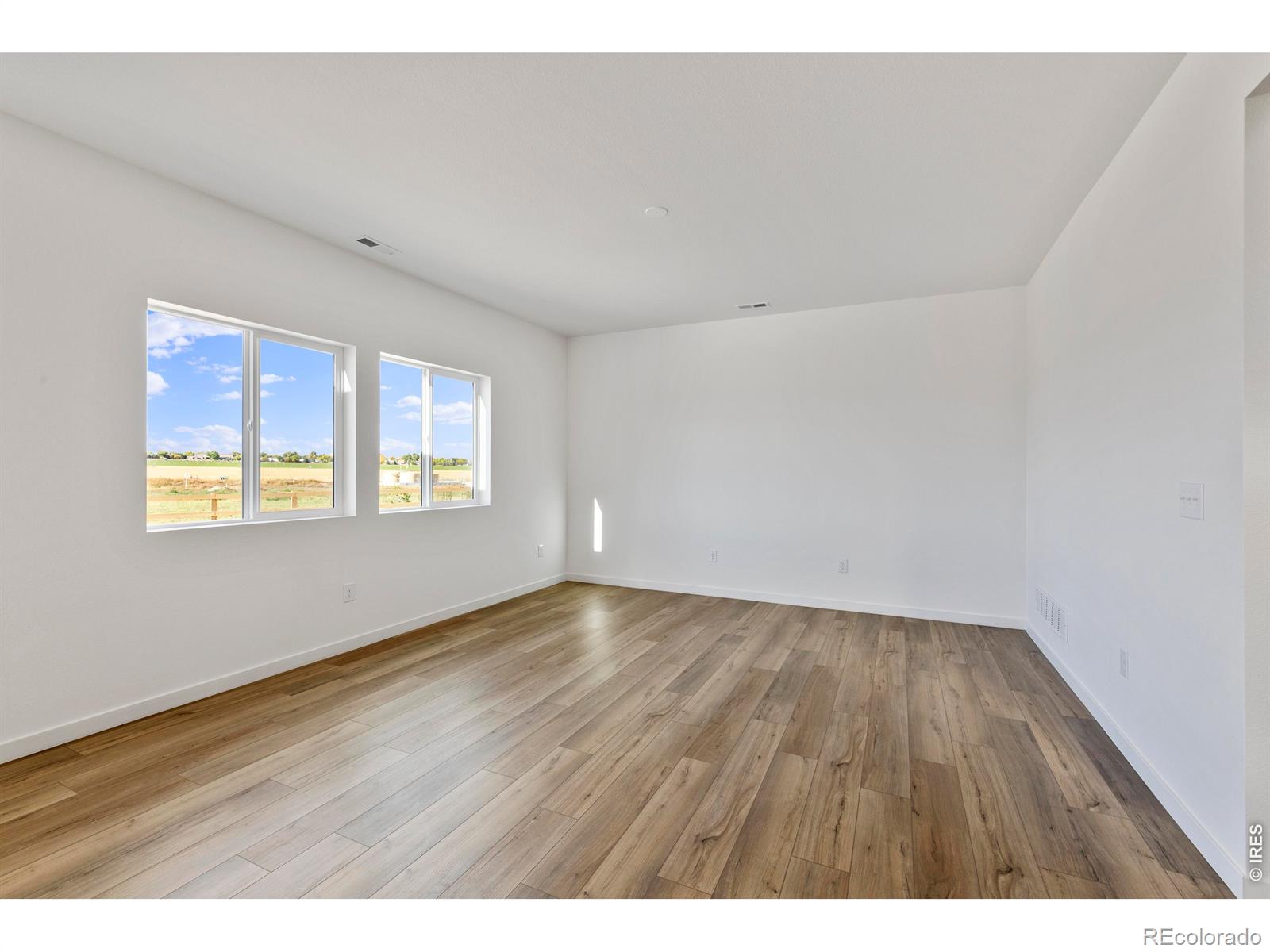 MLS Image #4 for 665  muturu road,johnstown, Colorado