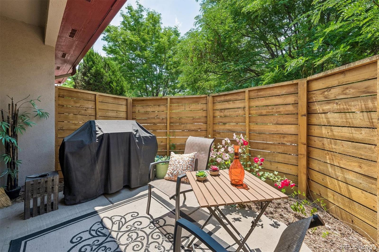 MLS Image #8 for 980 s locust street a,denver, Colorado