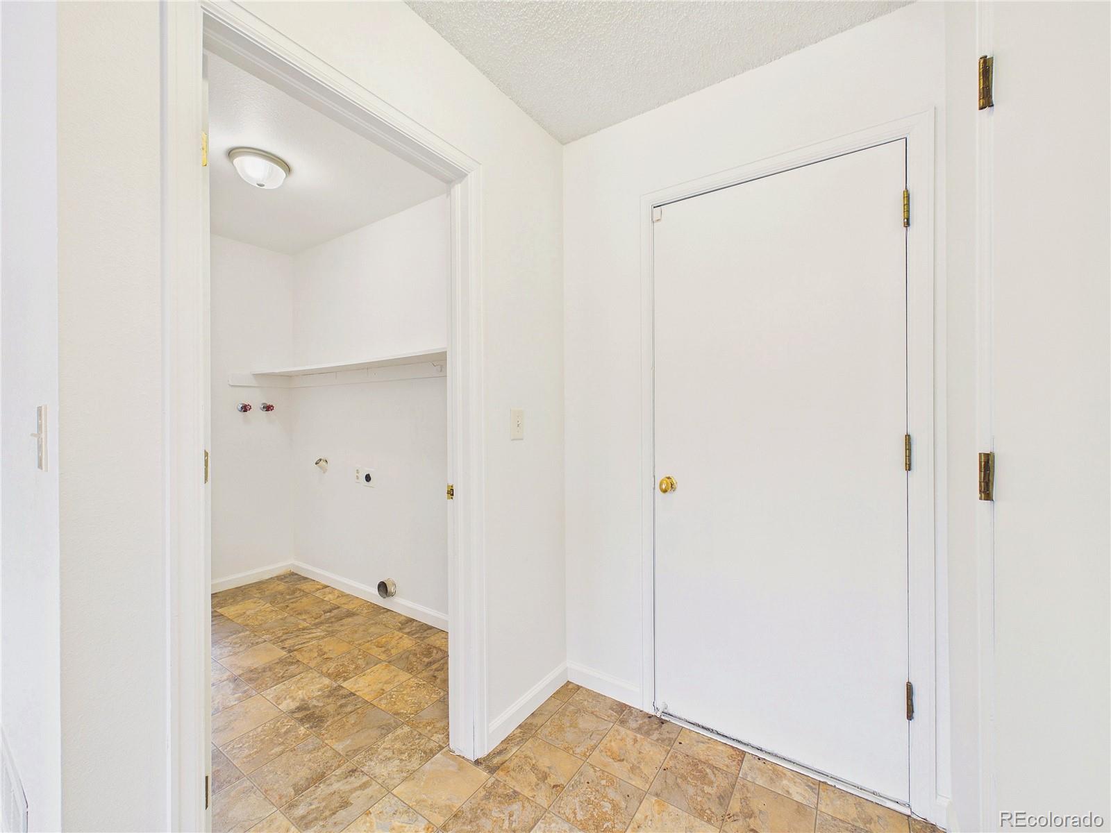 MLS Image #15 for 5572 s zeno court,centennial, Colorado