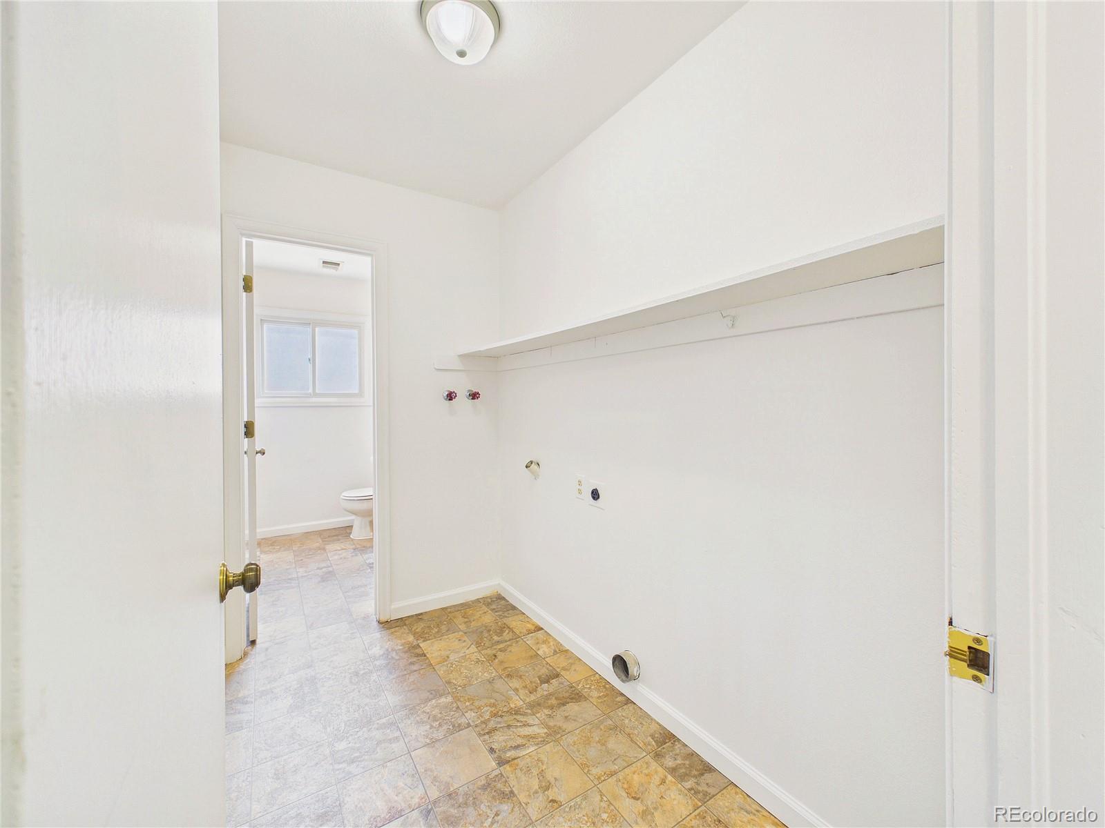 MLS Image #18 for 5572 s zeno court,centennial, Colorado