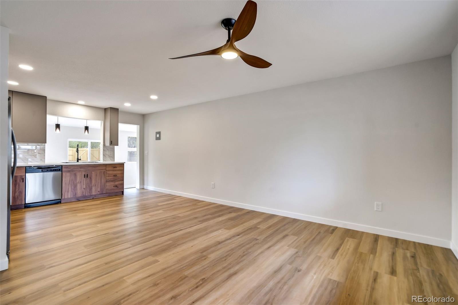 MLS Image #4 for 112  easy street,colorado springs, Colorado
