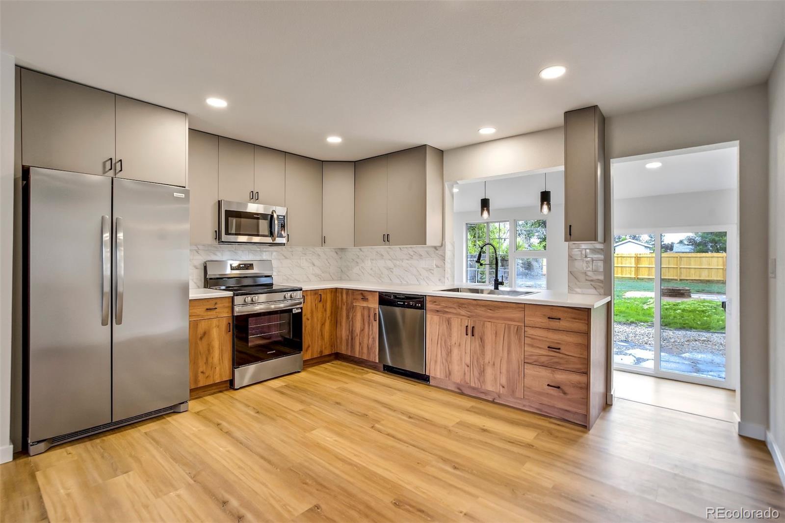 MLS Image #6 for 112  easy street,colorado springs, Colorado