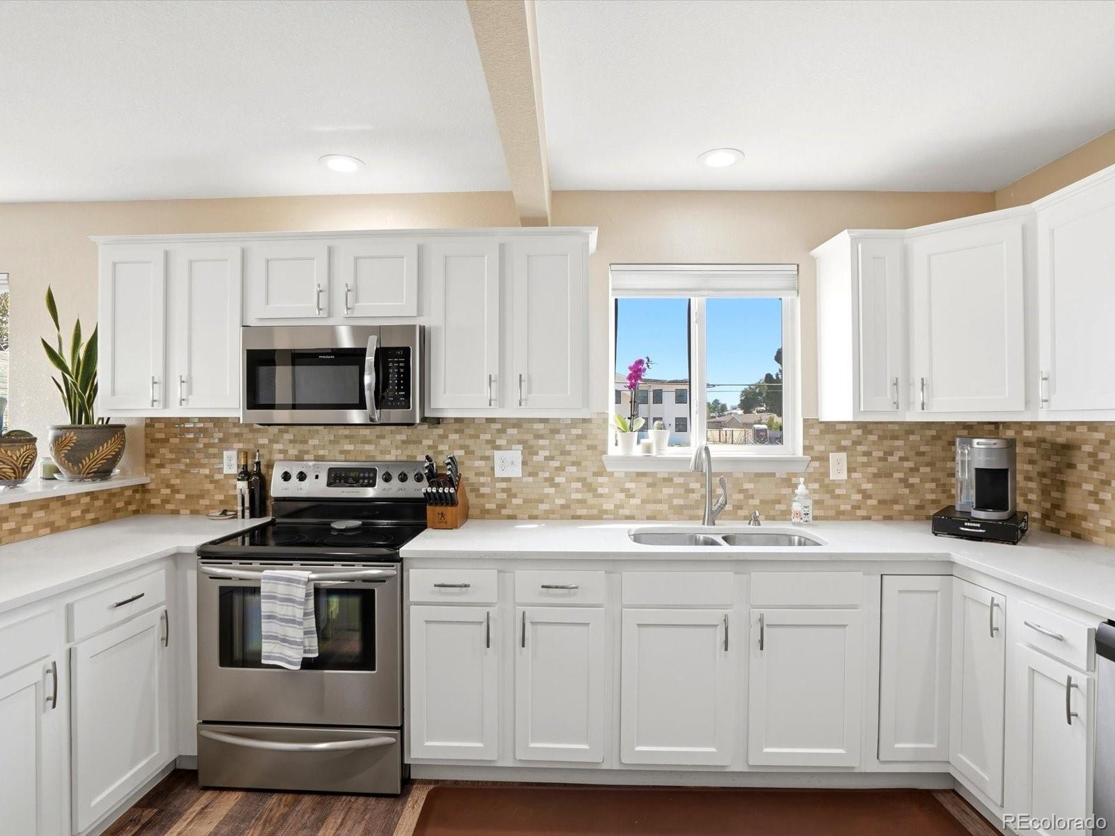 MLS Image #17 for 6410  stuart street,arvada, Colorado