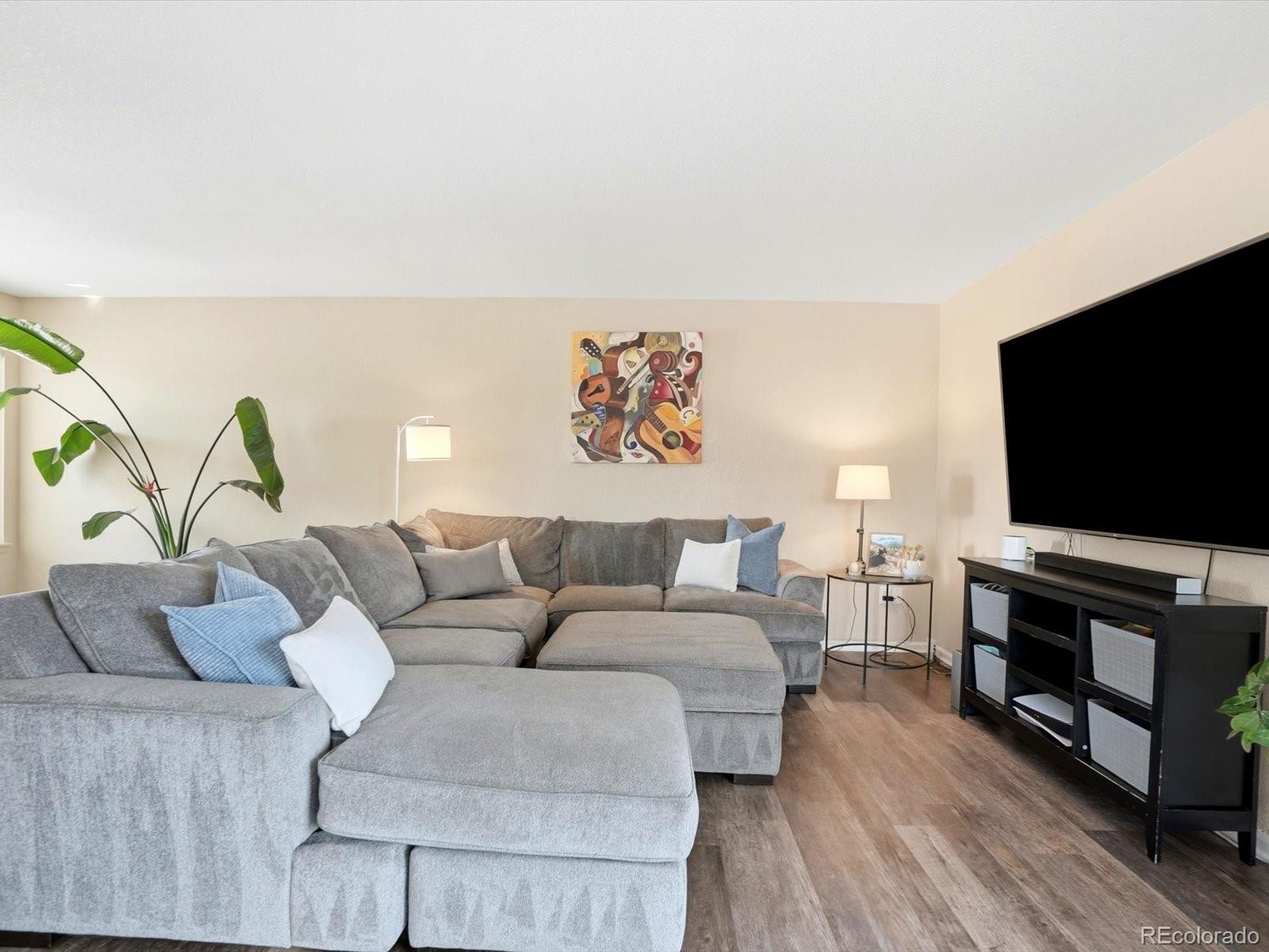 MLS Image #9 for 6410  stuart street,arvada, Colorado