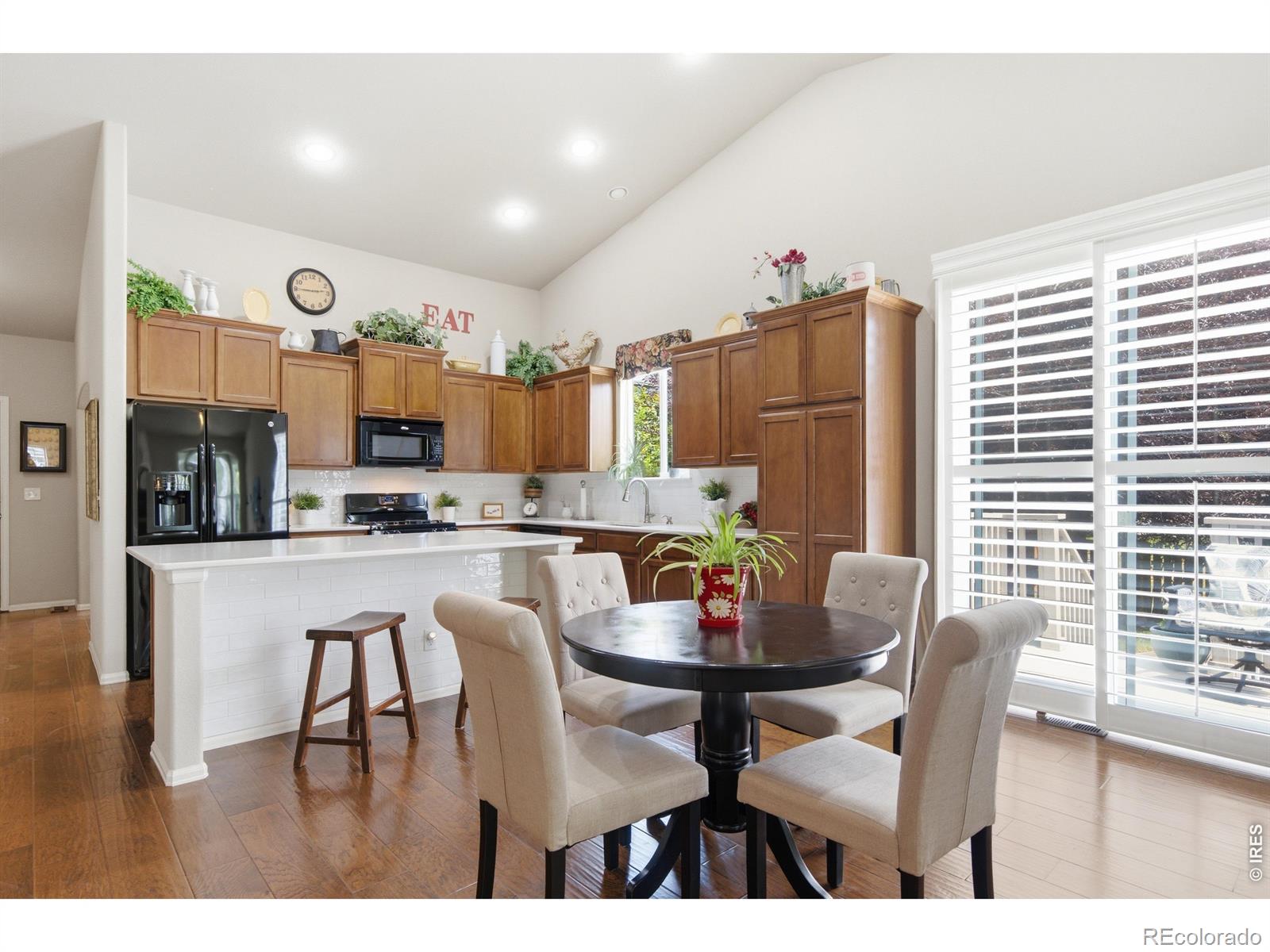 MLS Image #13 for 520  botley court,windsor, Colorado