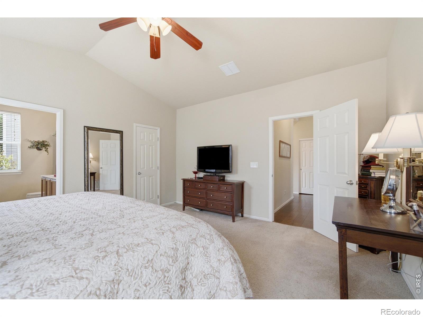 MLS Image #19 for 520  botley court,windsor, Colorado