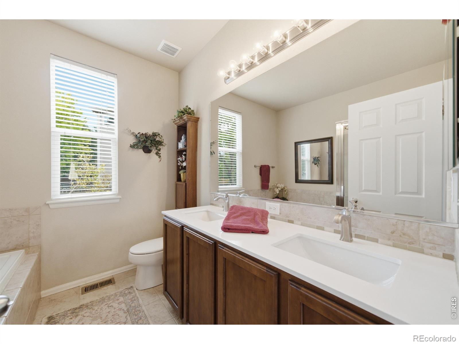 MLS Image #20 for 520  botley court,windsor, Colorado