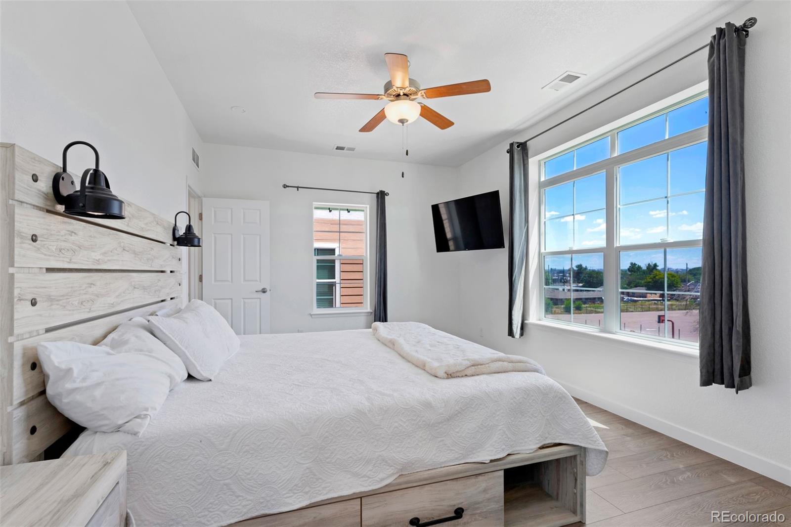 MLS Image #5 for 1782 w 52nd court ,denver, Colorado