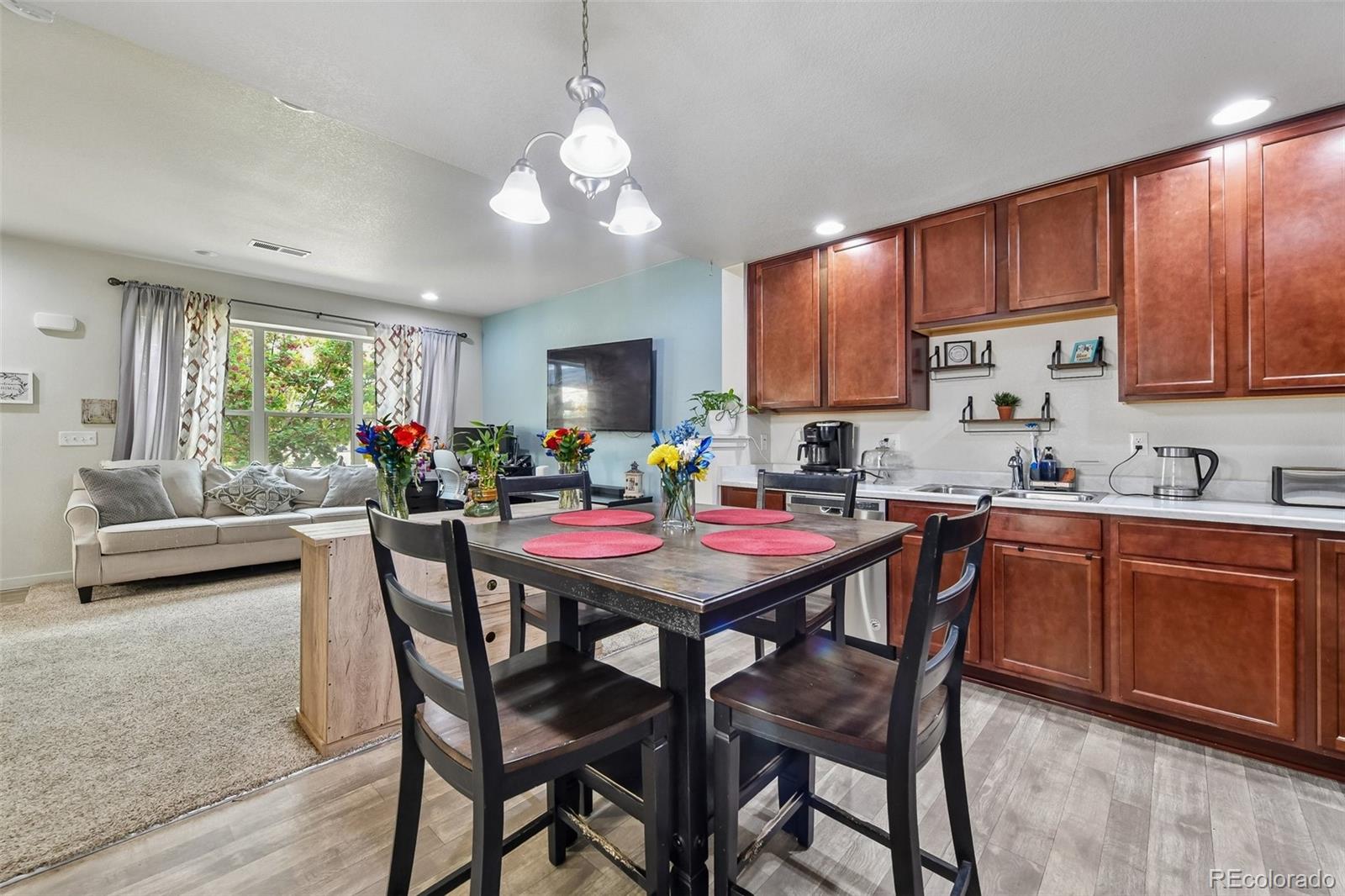 MLS Image #10 for 5037  central park boulevard,denver, Colorado