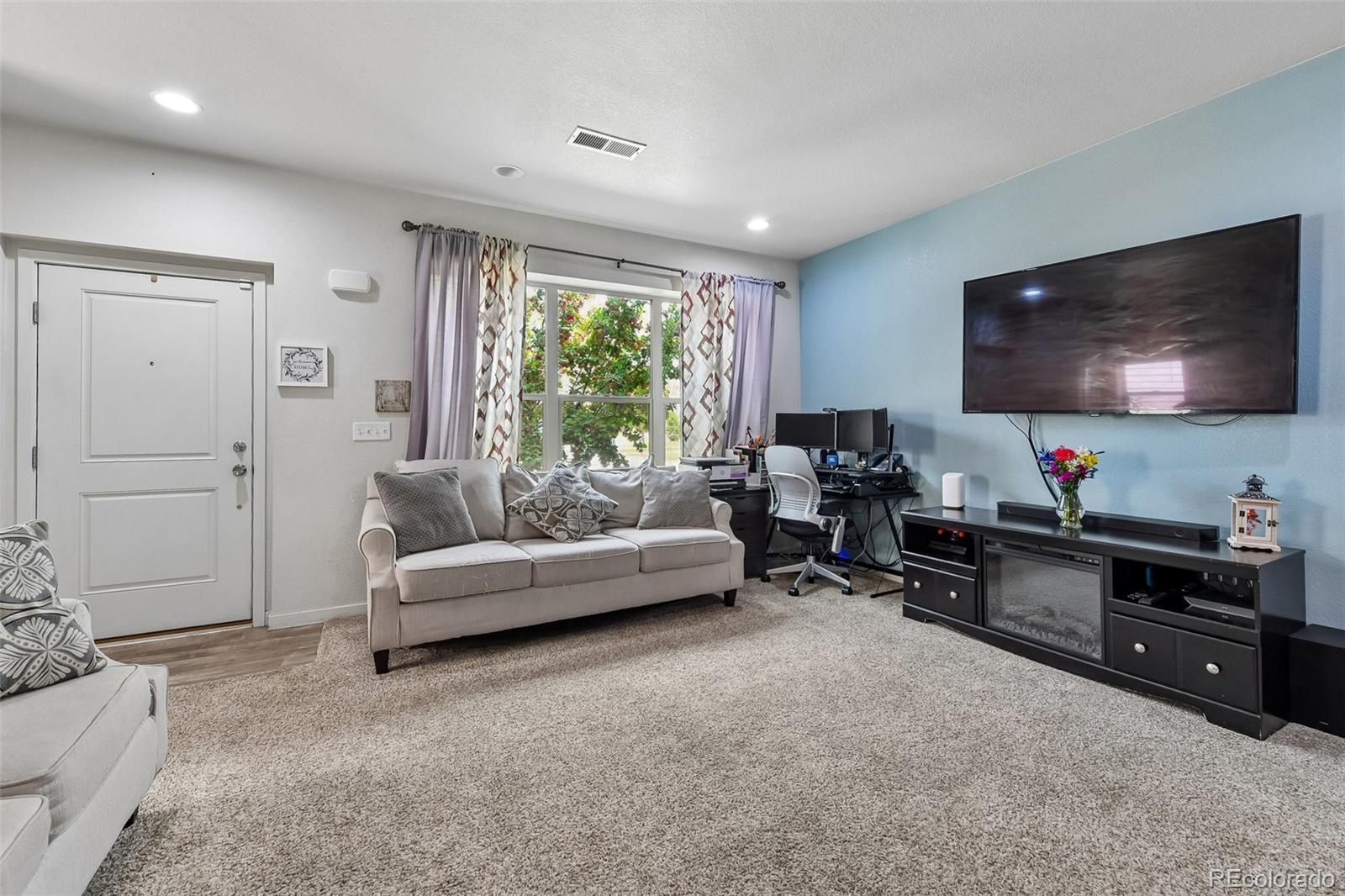 MLS Image #4 for 5037  central park boulevard,denver, Colorado