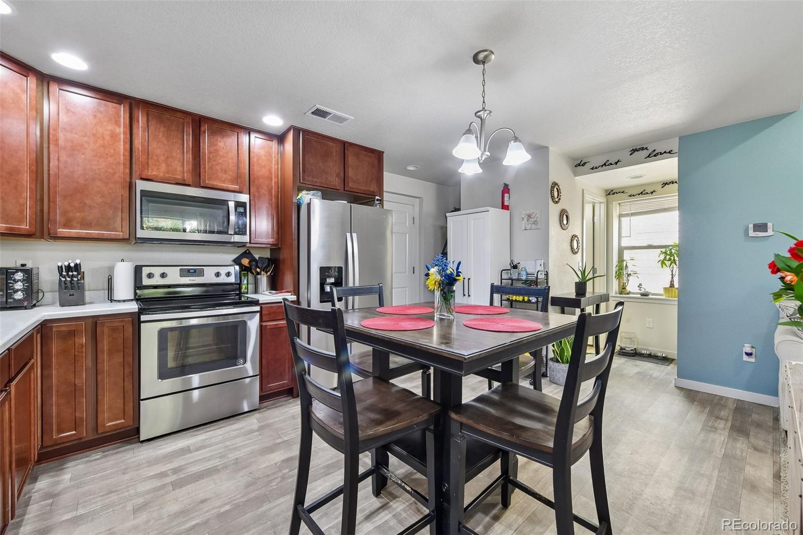 MLS Image #6 for 5037  central park boulevard,denver, Colorado