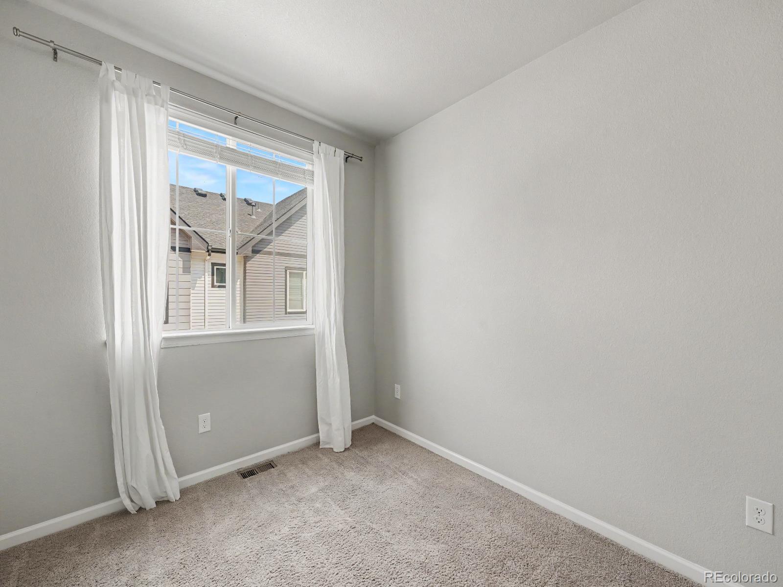 MLS Image #19 for 9251  garnett way c,arvada, Colorado