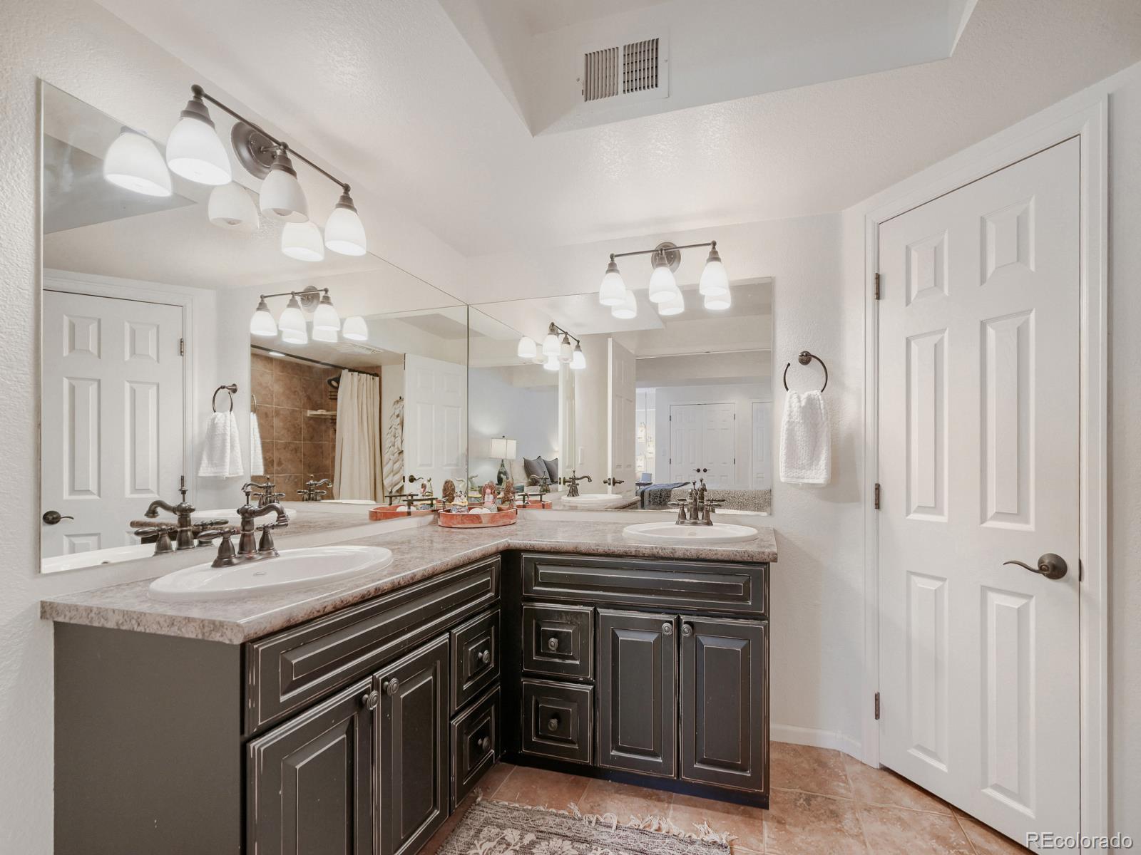 MLS Image #37 for 9962 s clyde place,littleton, Colorado