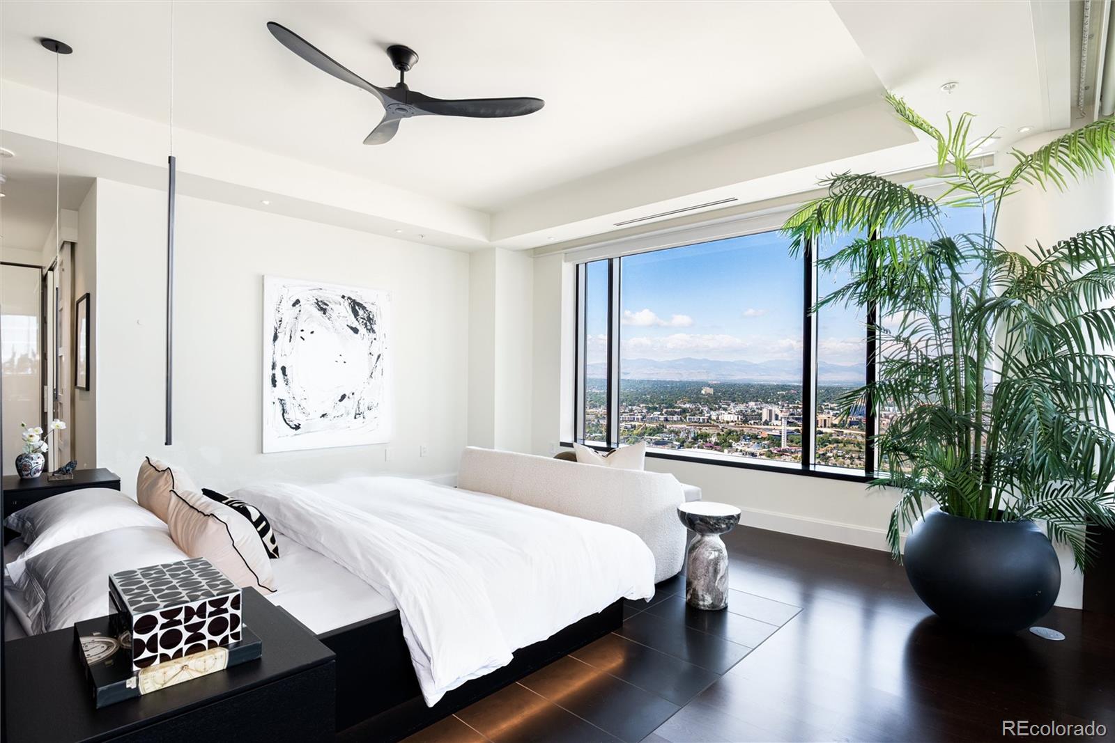 MLS Image #21 for 1133  14th street 4050,denver, Colorado