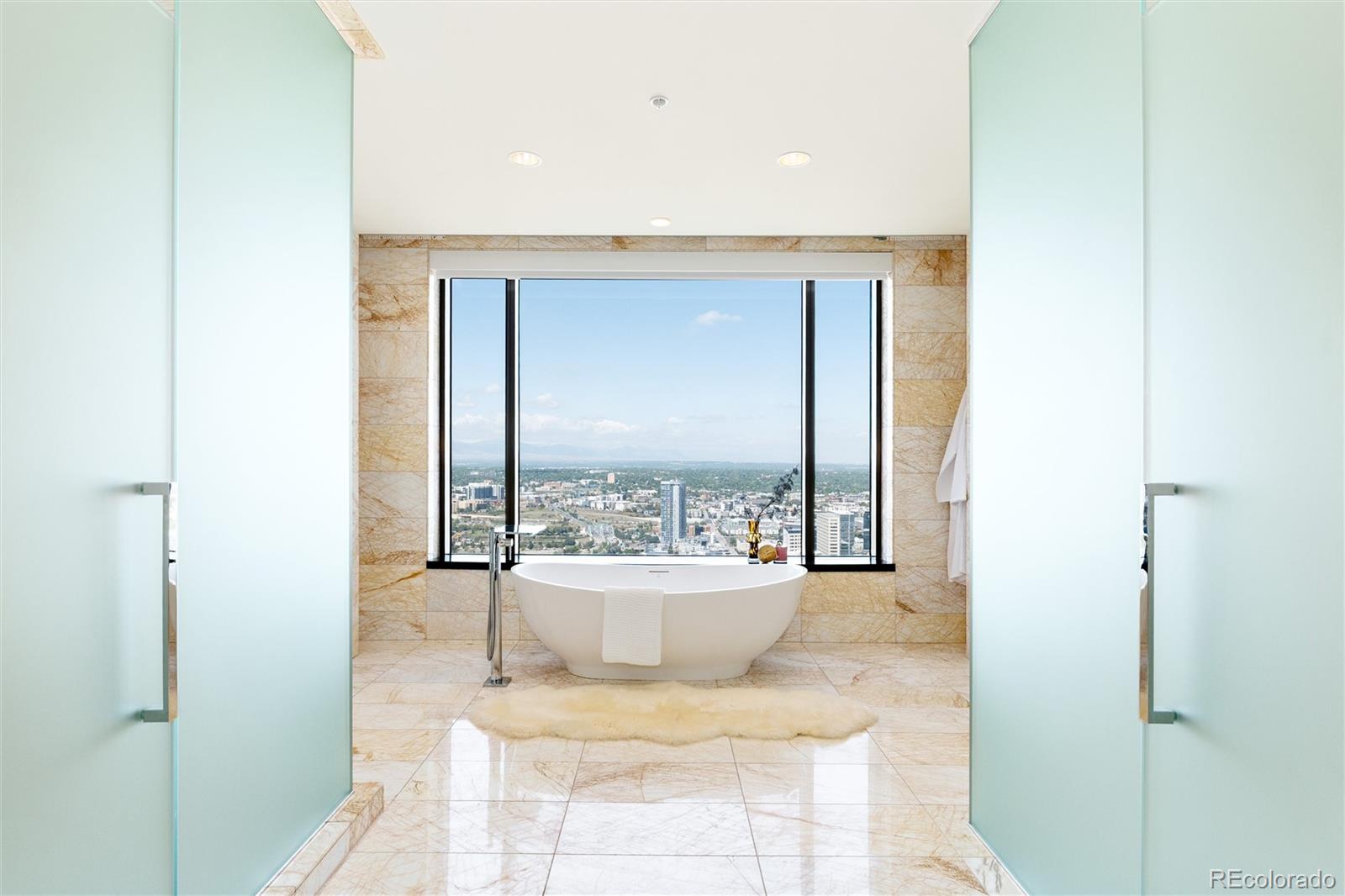 MLS Image #23 for 1133  14th street 4050,denver, Colorado