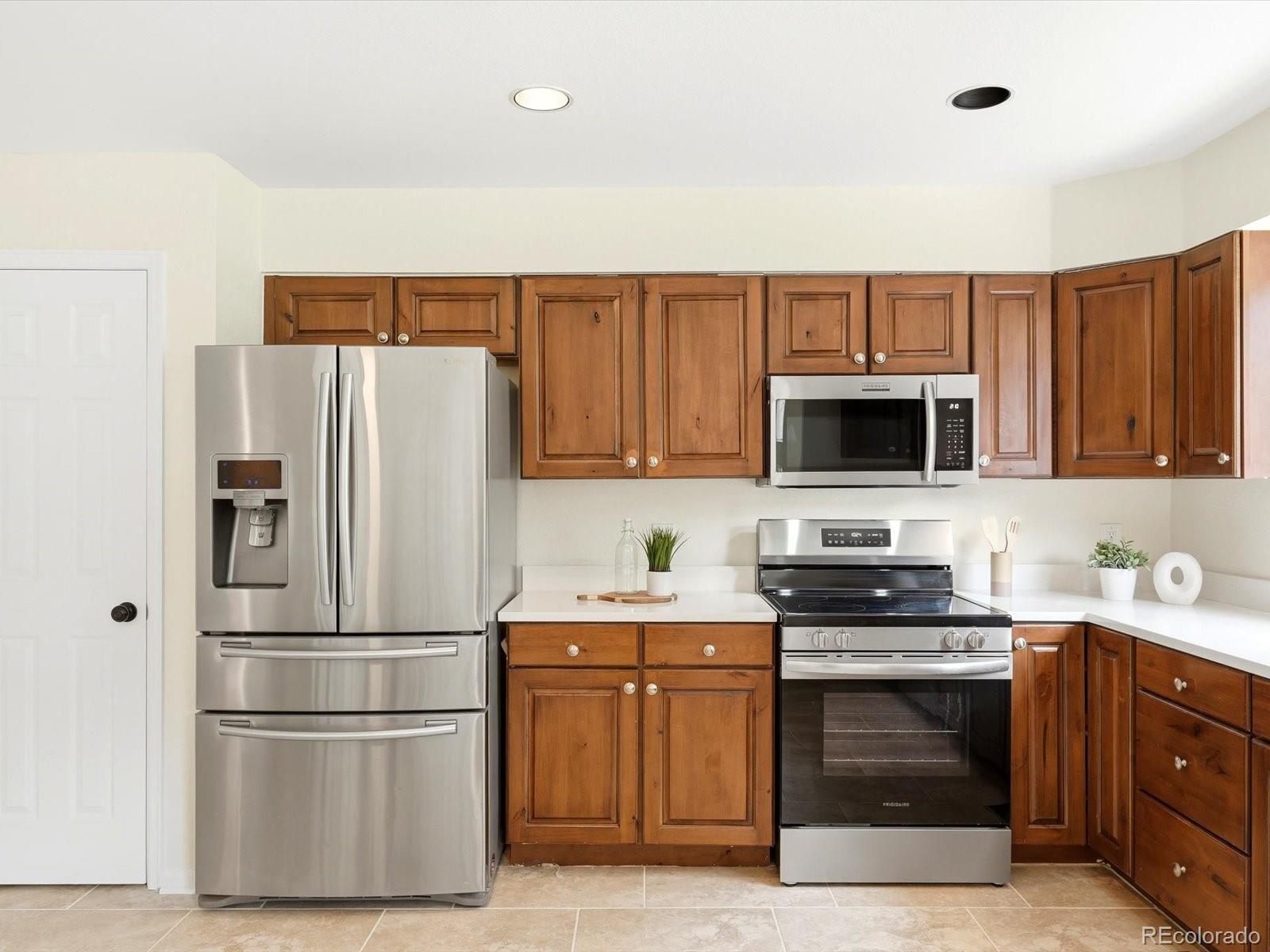 MLS Image #11 for 9464  bexley drive,littleton, Colorado