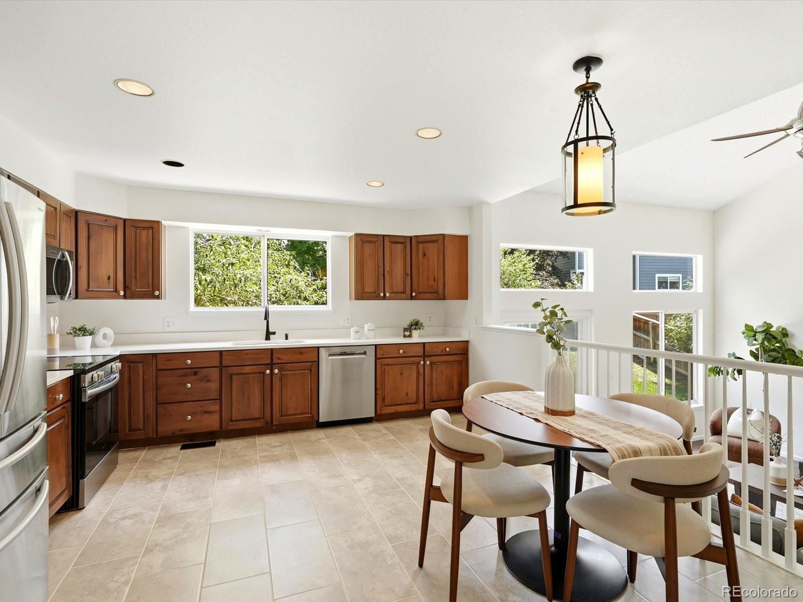 MLS Image #8 for 9464  bexley drive,littleton, Colorado
