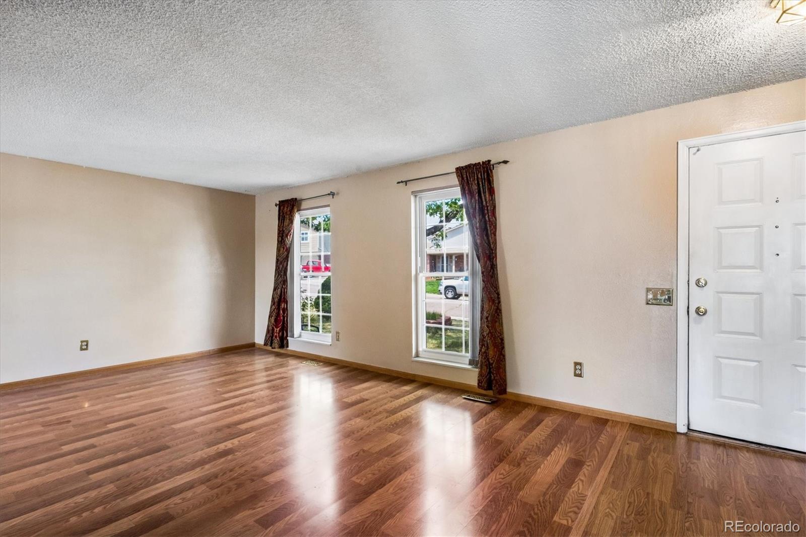 MLS Image #3 for 7618 s holland way,littleton, Colorado