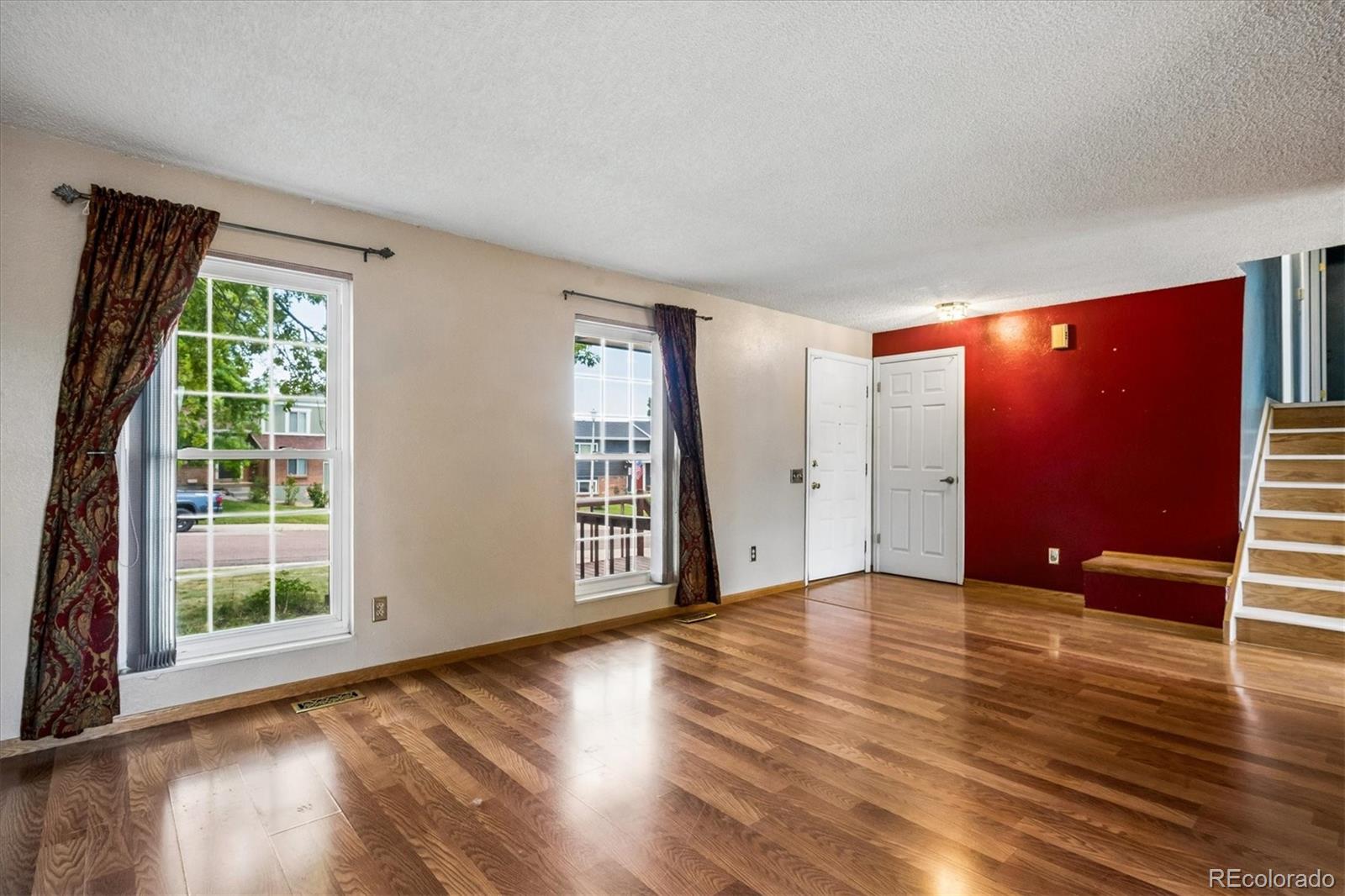 MLS Image #4 for 7618 s holland way,littleton, Colorado