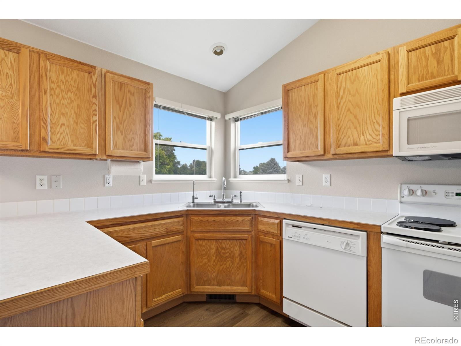 MLS Image #10 for 3202  ellis court,evans, Colorado