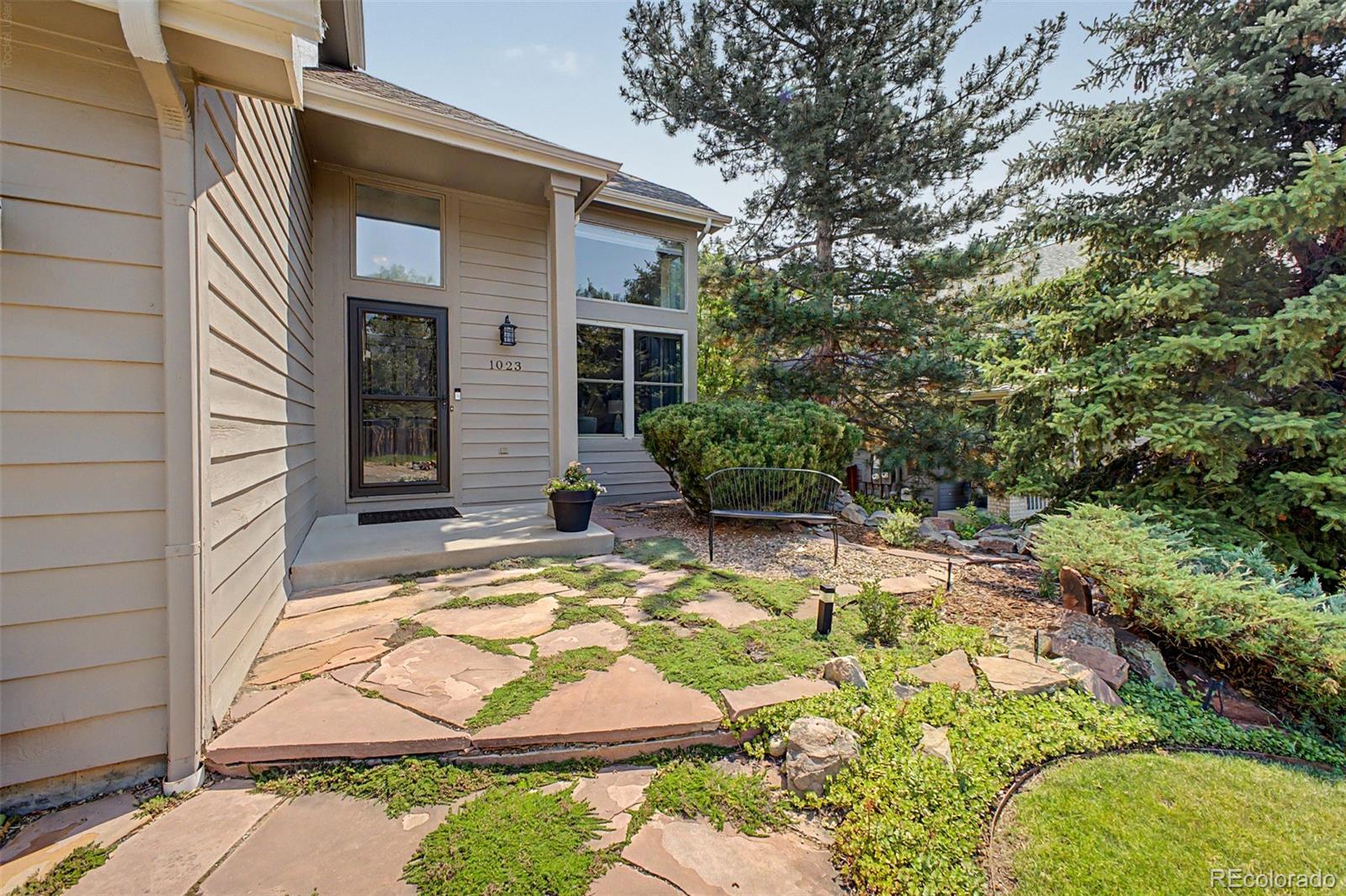 MLS Image #1 for 1023  meadow run,golden, Colorado