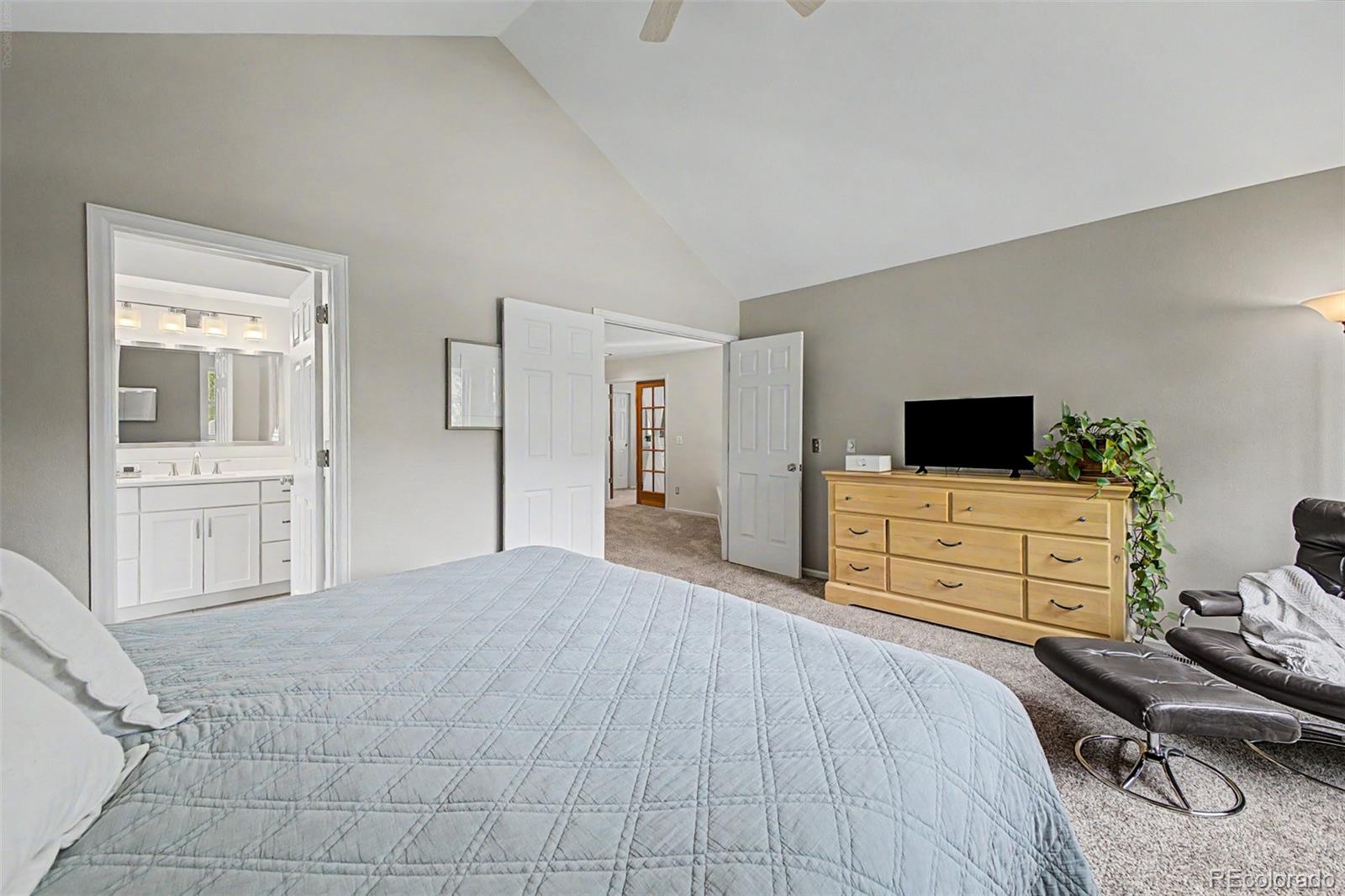 MLS Image #16 for 1023  meadow run,golden, Colorado