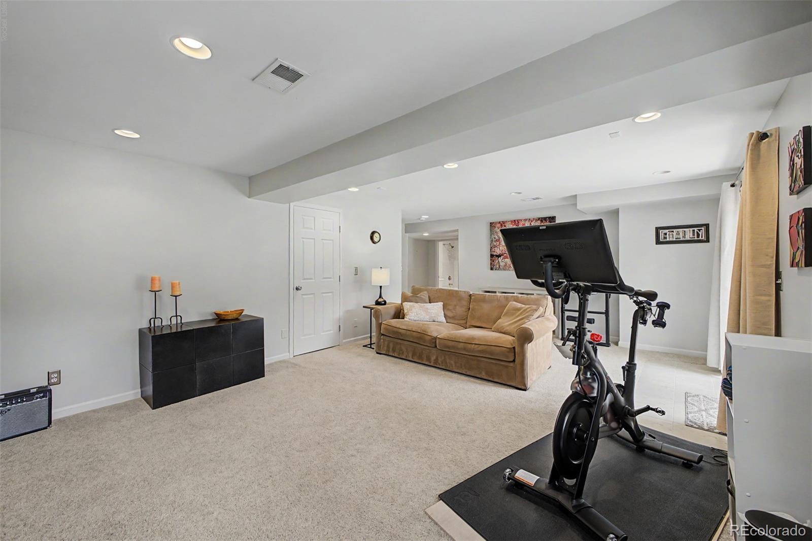MLS Image #22 for 1023  meadow run,golden, Colorado