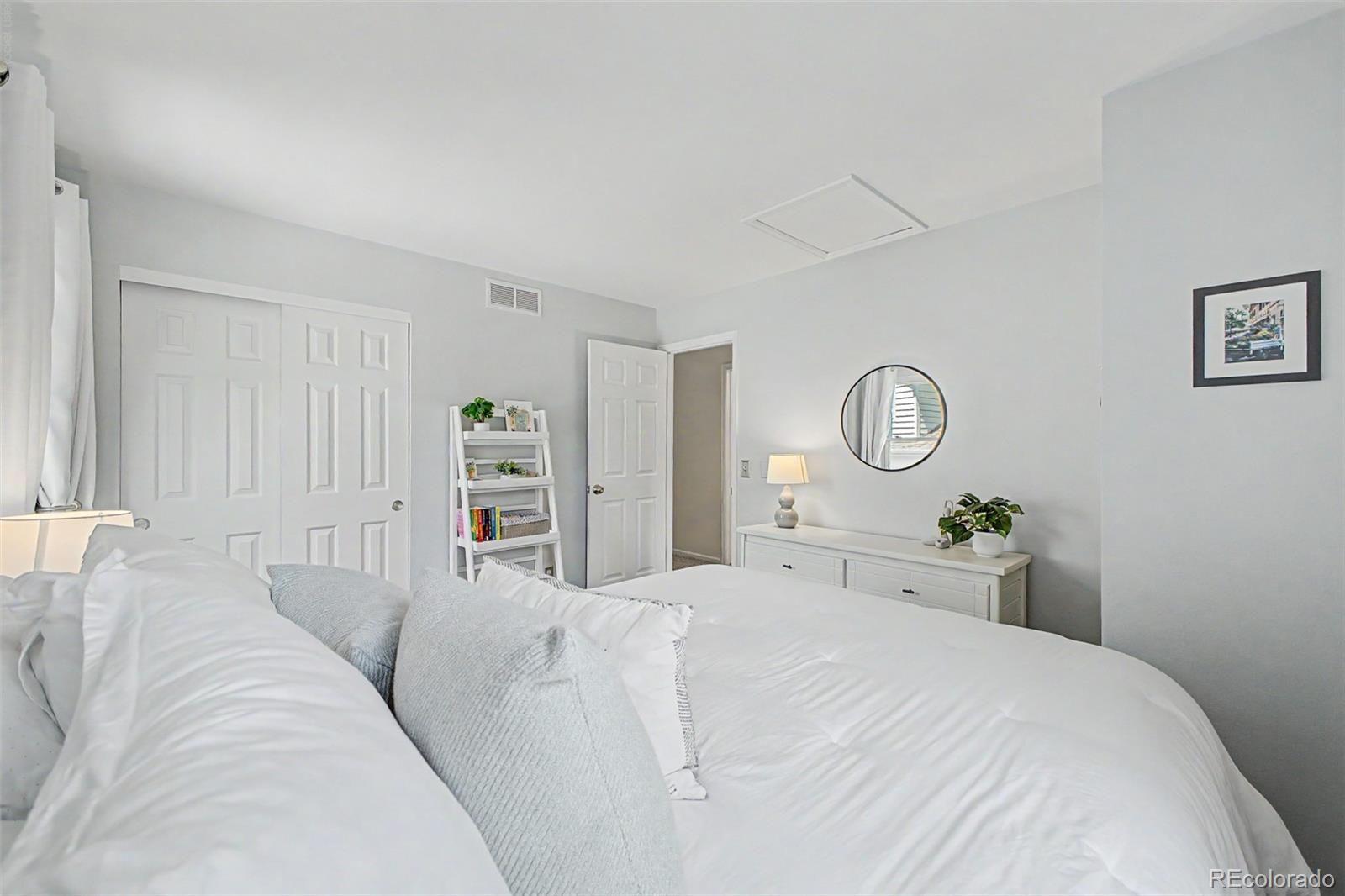 MLS Image #34 for 1023  meadow run,golden, Colorado