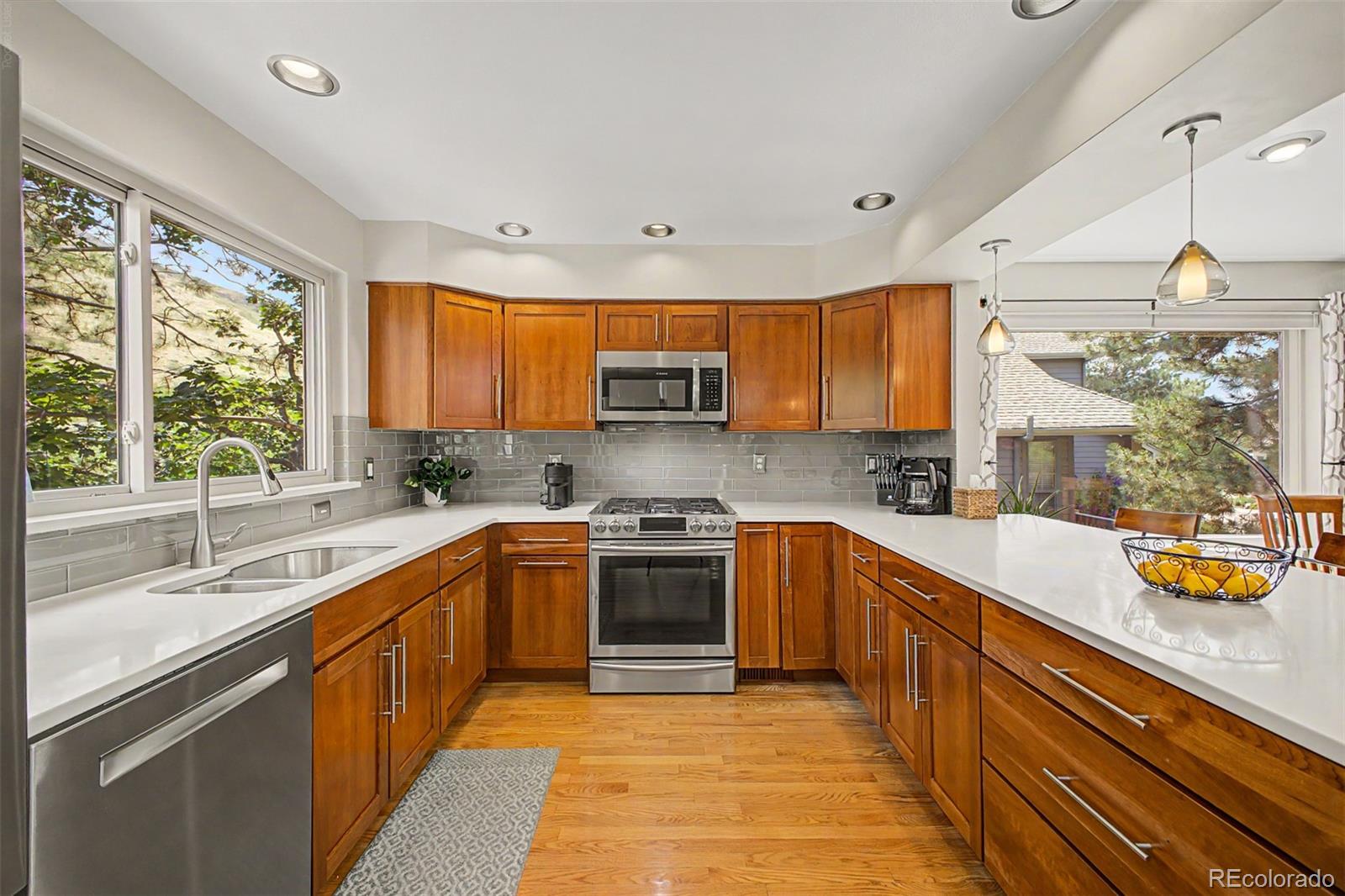MLS Image #8 for 1023  meadow run,golden, Colorado