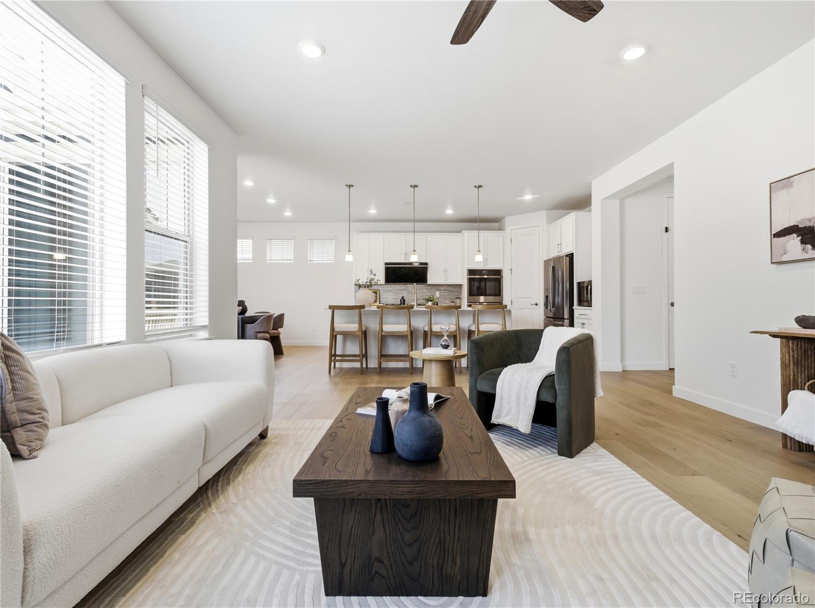 MLS Image #11 for 9989 e 62nd avenue,denver, Colorado