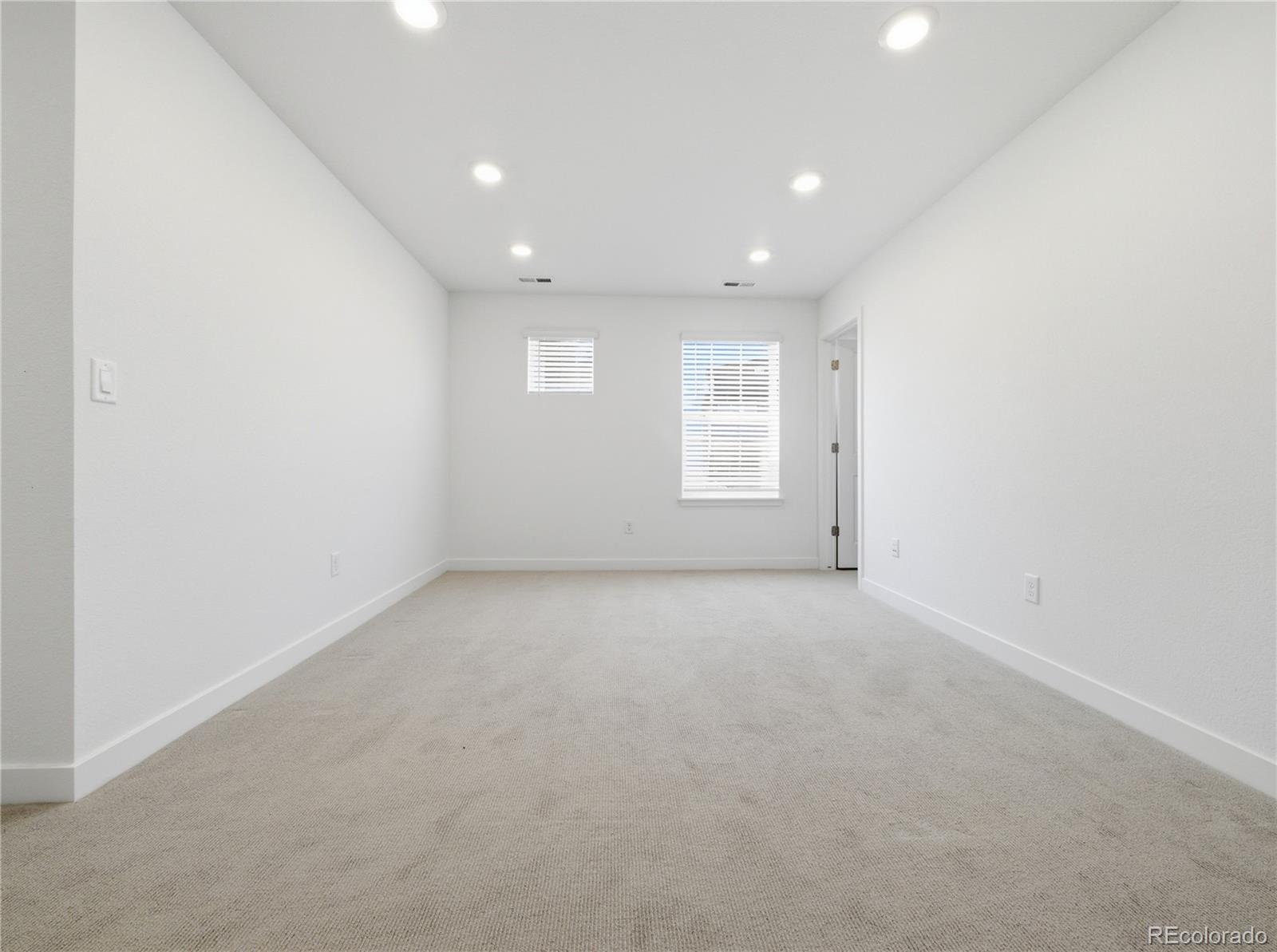 MLS Image #21 for 9989 e 62nd avenue,denver, Colorado