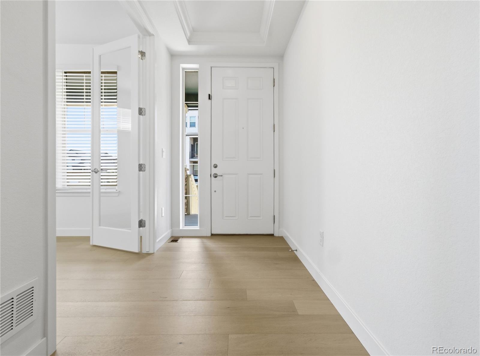 MLS Image #4 for 9989 e 62nd avenue,denver, Colorado